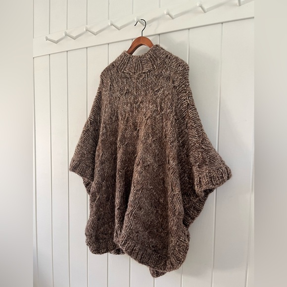Oversized Cable Knit Poncho Sweater Marled Brown Neutral Lagenlook Scandinavian - Picture 4 of 11